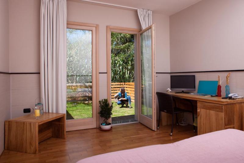 Plana Hotell Castel Volturno Exteriör bild